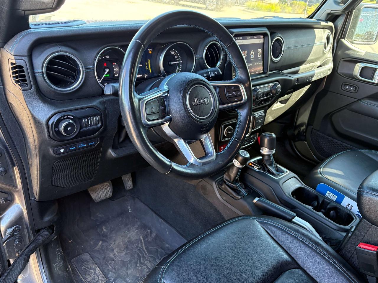 2022 Jeep Wrangler Rubicon 4x4 Hybrid   Soft Top   Leather   Clean Photo