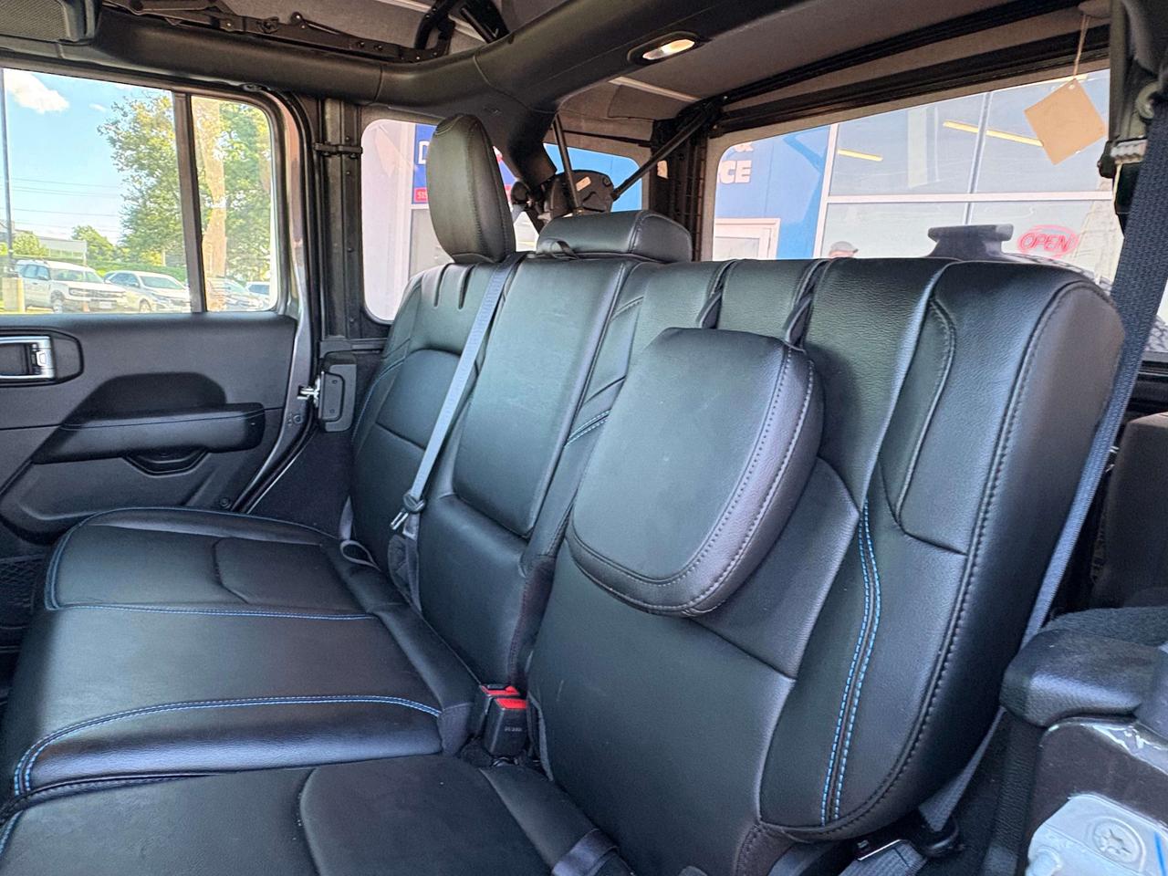 2022 Jeep Wrangler Rubicon 4x4 Hybrid   Soft Top   Leather   Clean Photo