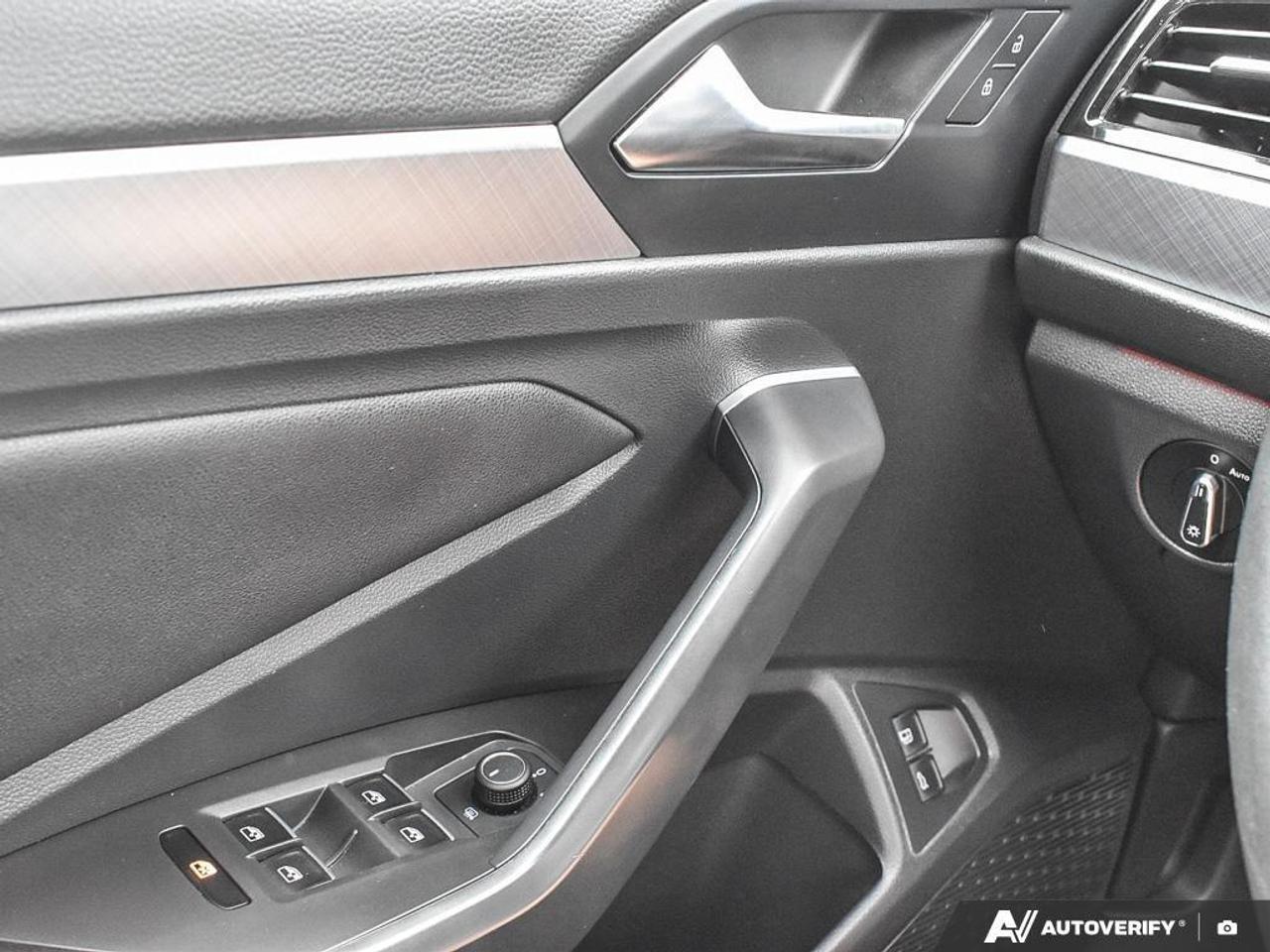 2023 Volkswagen Jetta Comfortline (A8) 4dr Sedan Photo
