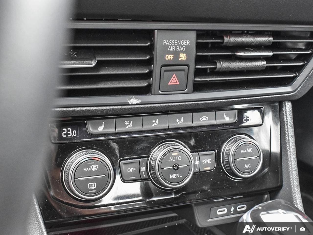 2023 Volkswagen Jetta Comfortline (A8) 4dr Sedan Photo