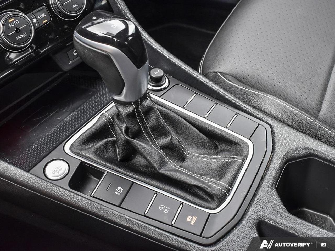2023 Volkswagen Jetta Comfortline (A8) 4dr Sedan Photo