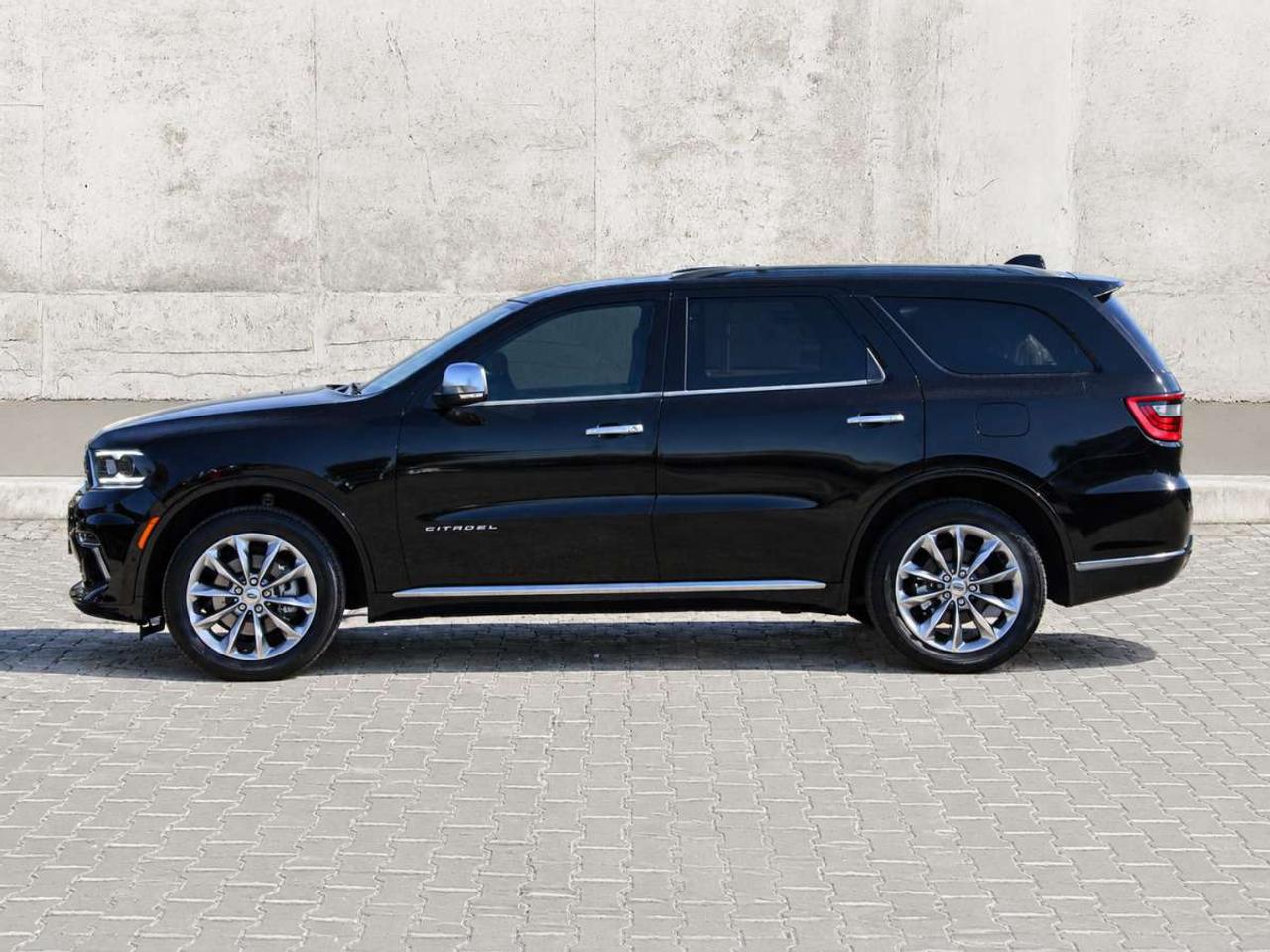 2022 Dodge Durango Citadel  Gps SiriusXM Sunroof ReverseCamera Parkin Photo