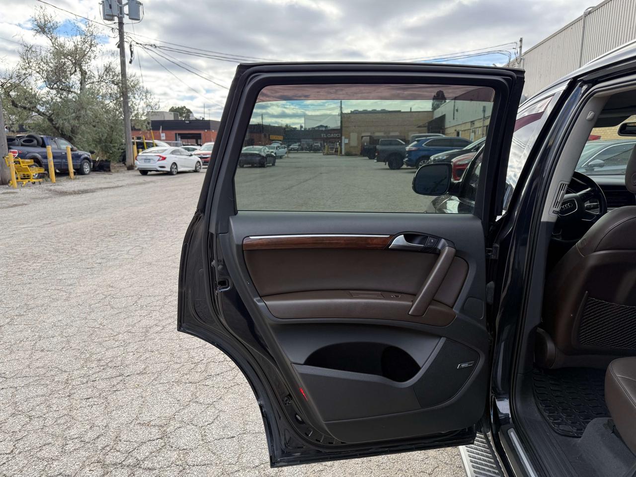 2012 Audi Q7 TDI Diesel l 3.0T l Premium Plus l Quattro l Navi Photo