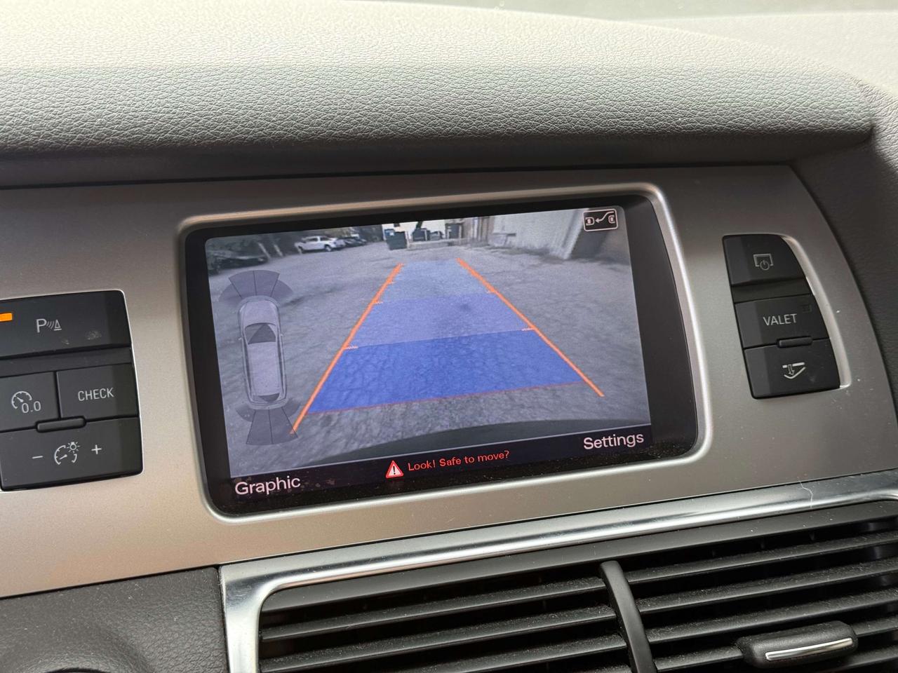 2012 Audi Q7 TDI Diesel l 3.0T l Premium Plus l Quattro l Navi Photo