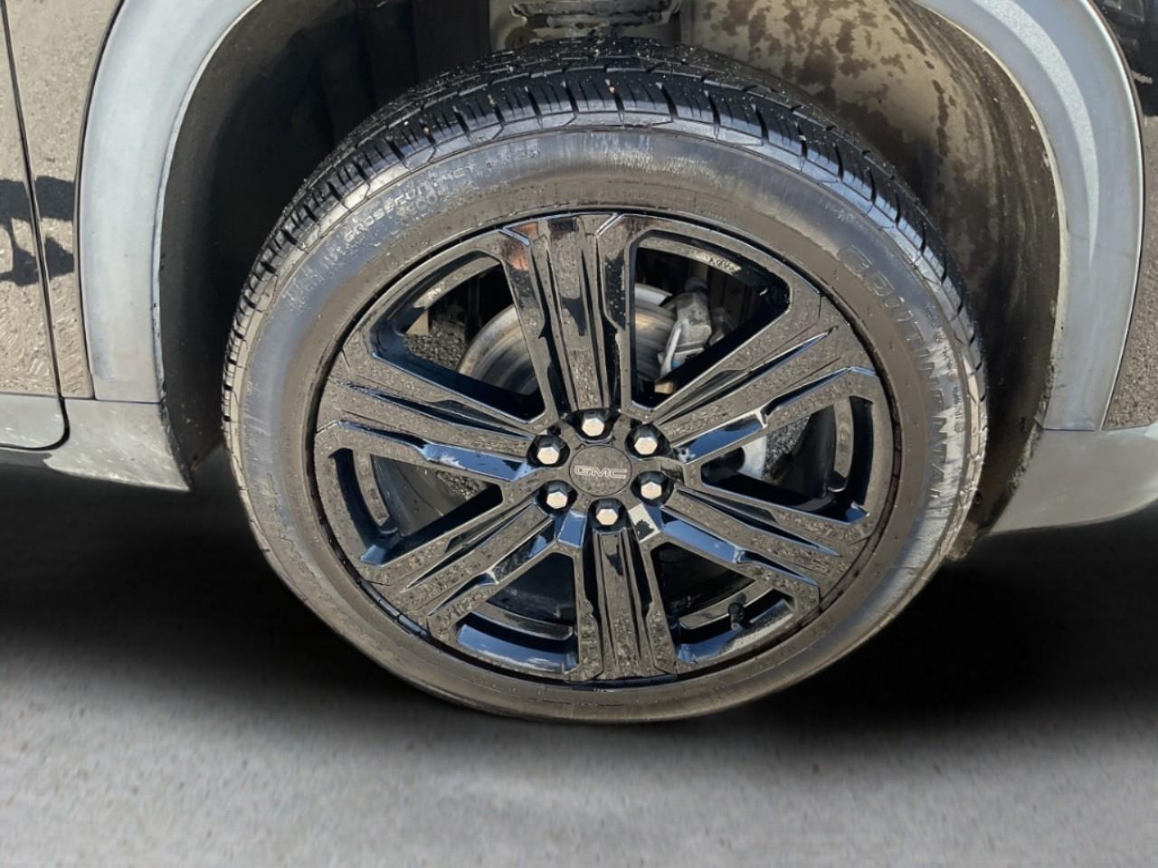 2025 GMC Acadia Elevation 4dr All-Wheel Drive Photo