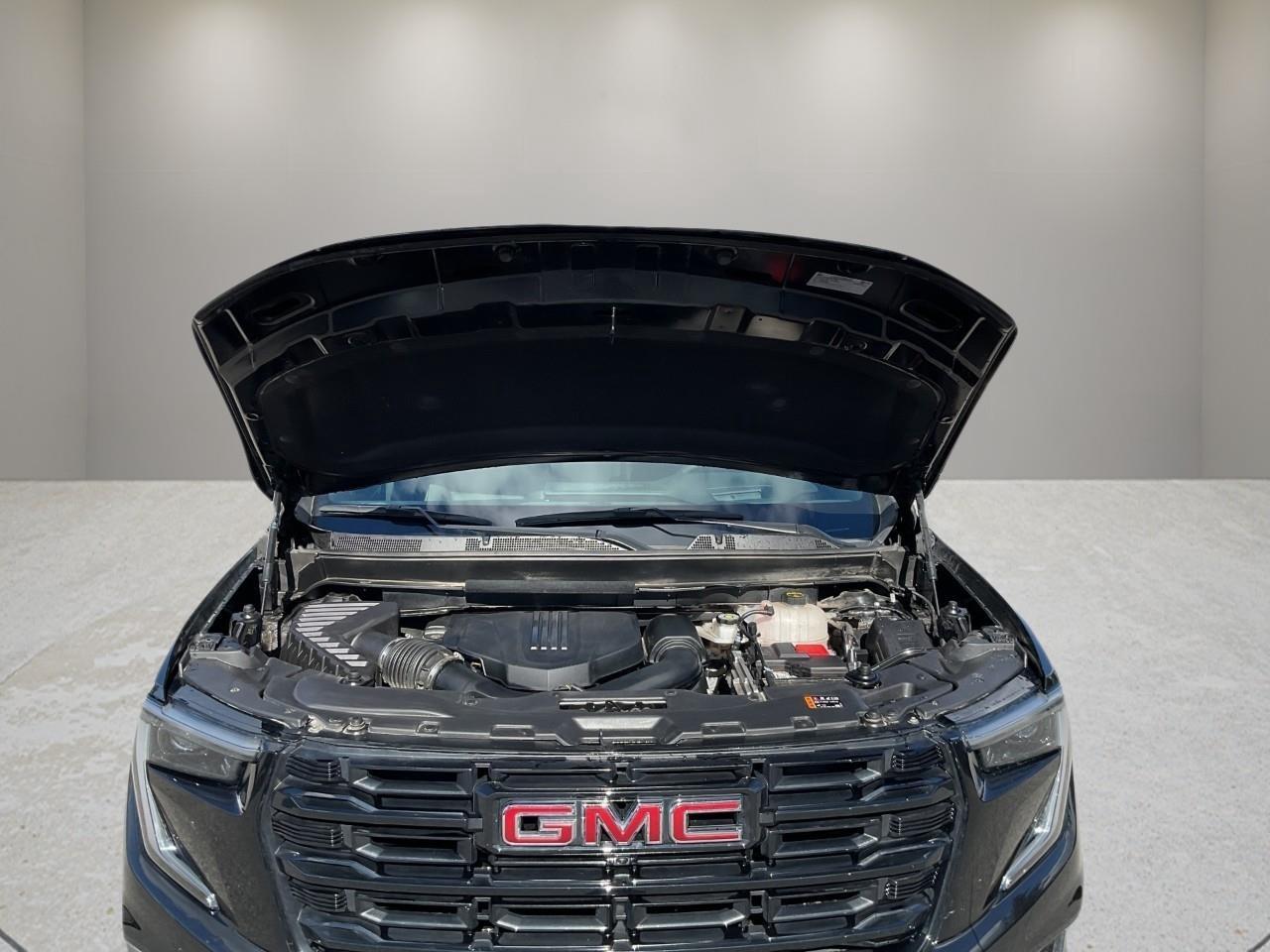 2025 GMC Acadia Elevation 4dr All-Wheel Drive Photo