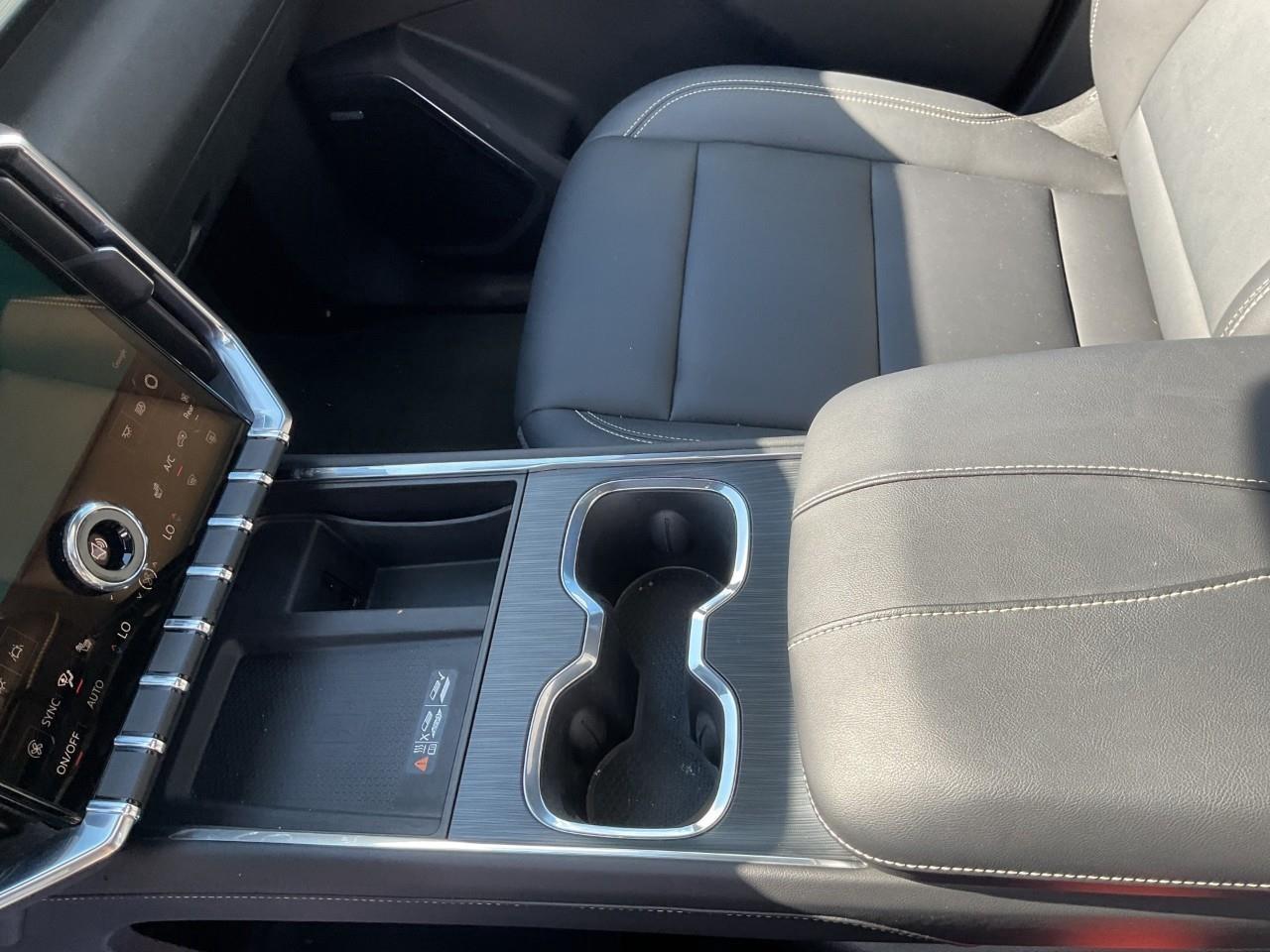 2025 GMC Acadia Elevation 4dr All-Wheel Drive Photo
