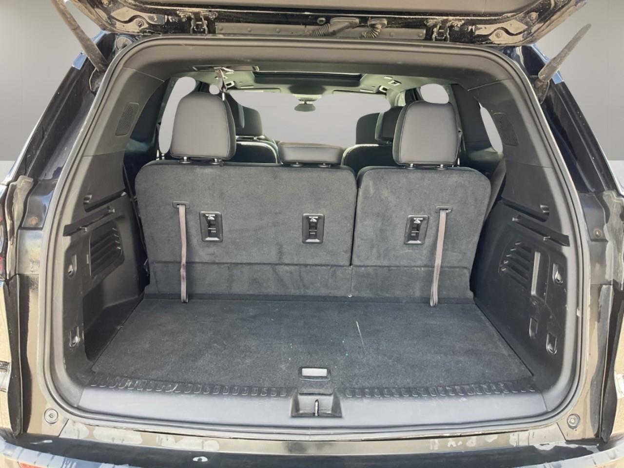 2025 GMC Acadia Elevation 4dr All-Wheel Drive Photo