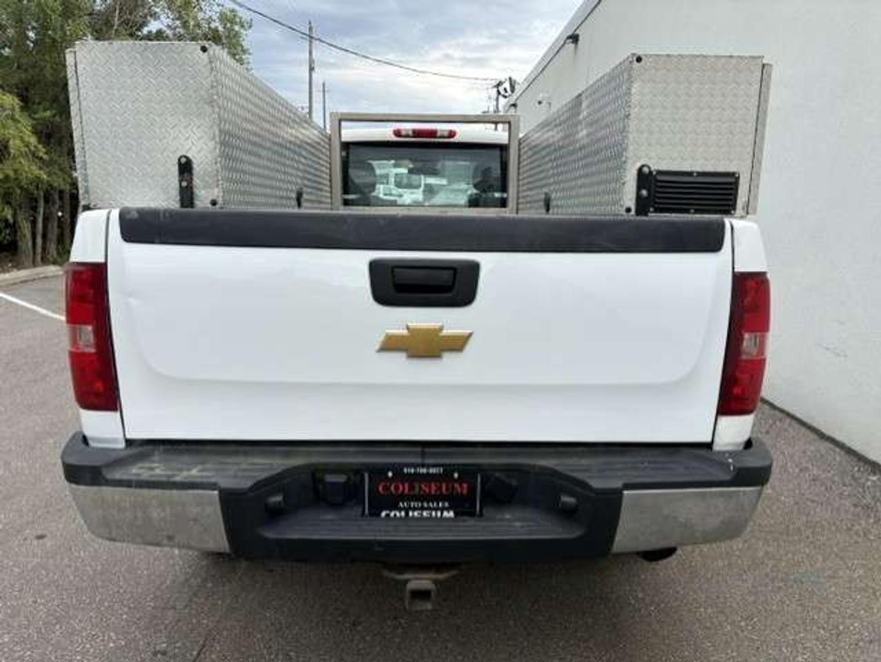 2013 Chevrolet Silverado 2500 4X4-LONG BOX-1 OWNER-CERTIFIED-NEW BRAKES Photo