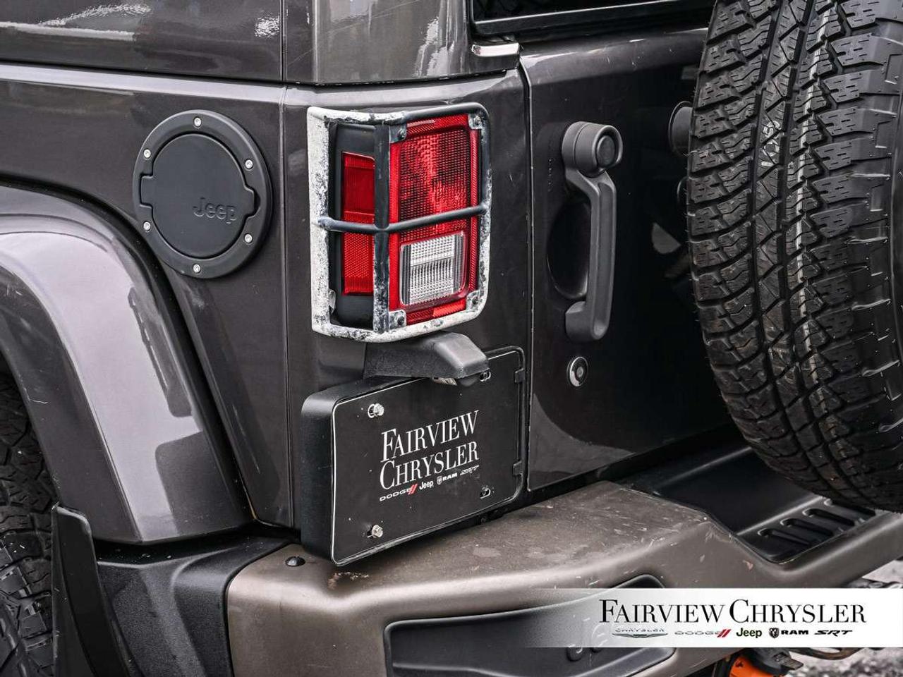 2016 Jeep Wrangler 4WD 4dr 75th Anniversary 6 SPD MANUAL    75TH ANNIVERSARY   CLEAN CARFAX   BLUETOOTH Photo