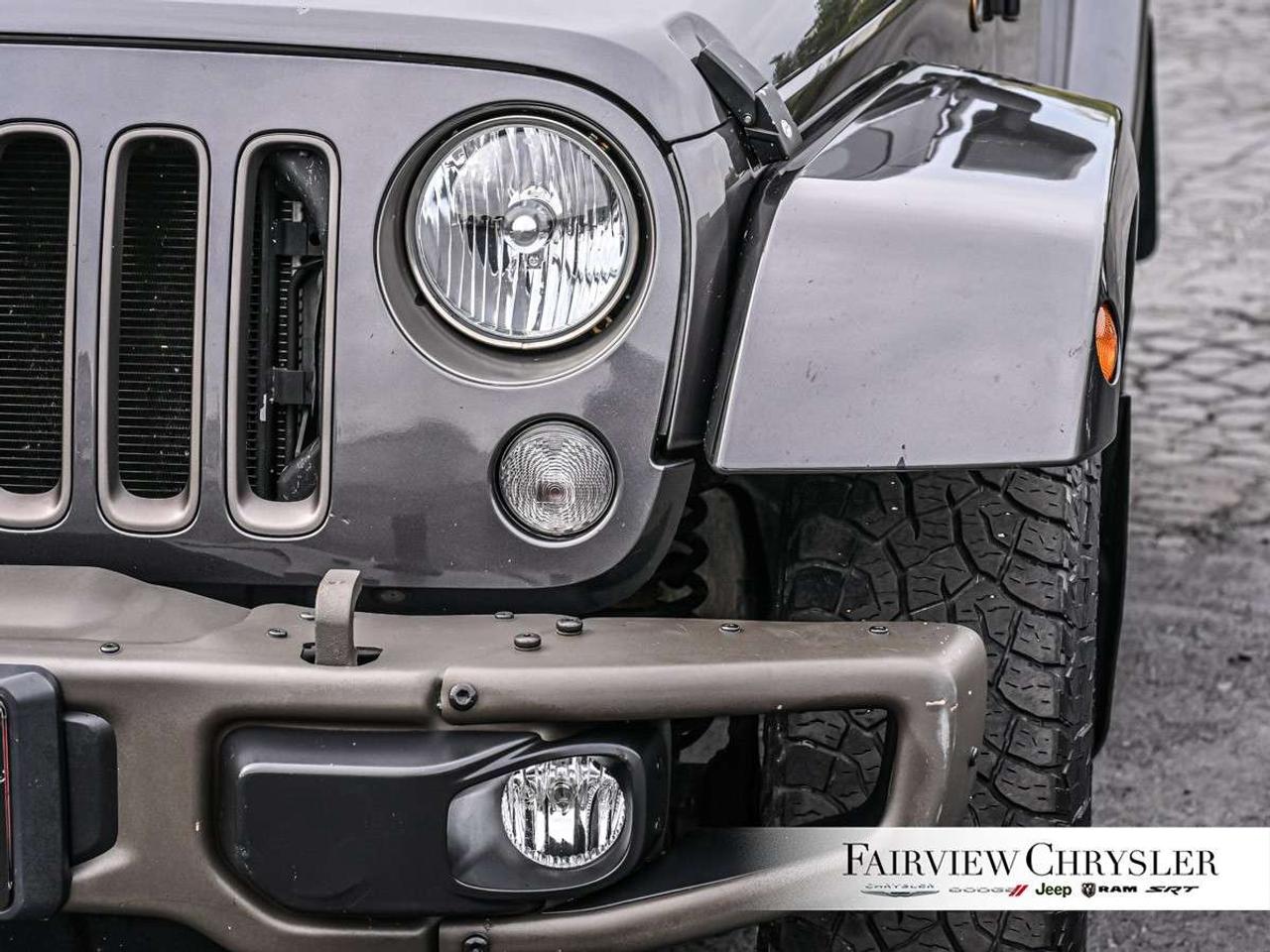 2016 Jeep Wrangler 4WD 4dr 75th Anniversary 6 SPD MANUAL    75TH ANNIVERSARY   CLEAN CARFAX   BLUETOOTH Photo