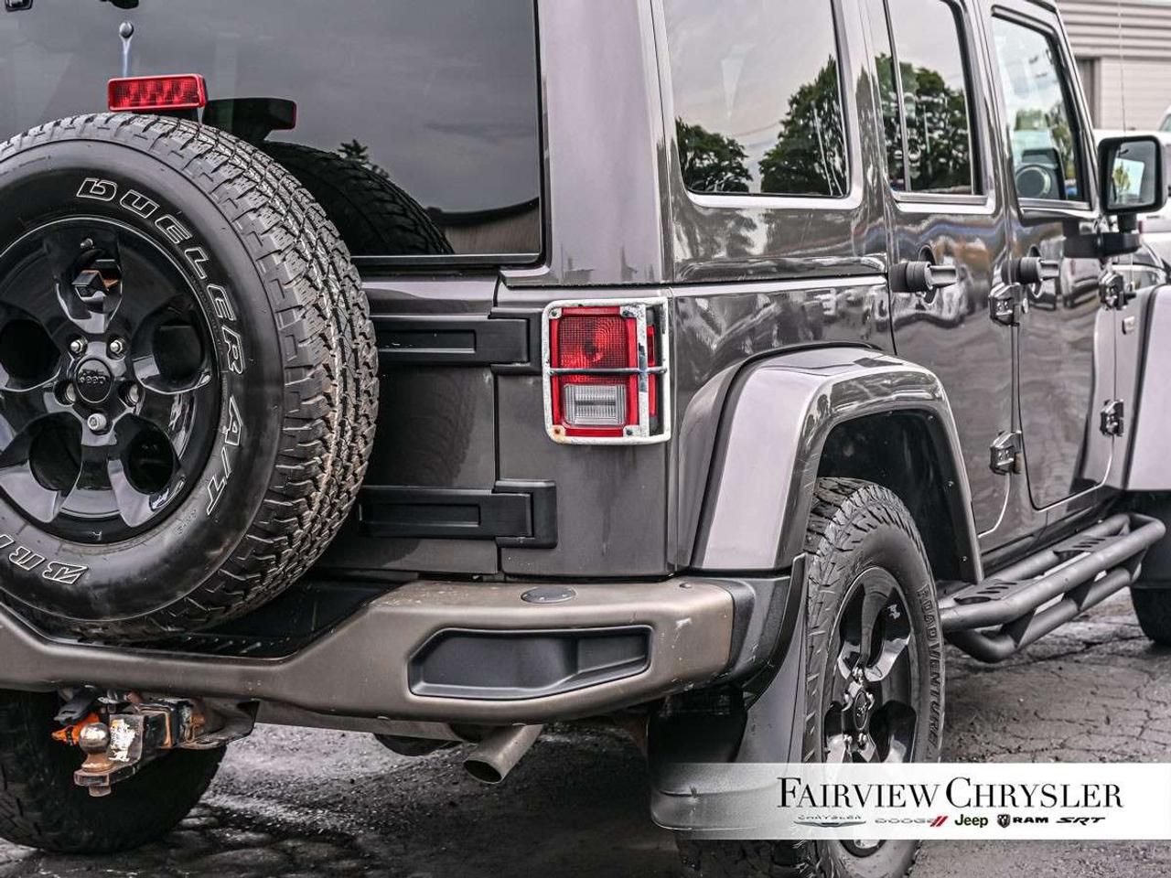 2016 Jeep Wrangler 4WD 4dr 75th Anniversary 6 SPD MANUAL    75TH ANNIVERSARY   CLEAN CARFAX   BLUETOOTH Photo