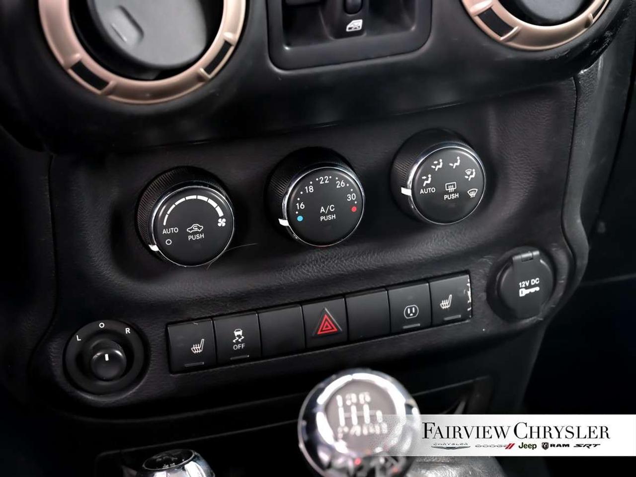 2016 Jeep Wrangler 4WD 4dr 75th Anniversary 6 SPD MANUAL    75TH ANNIVERSARY   CLEAN CARFAX   BLUETOOTH Photo