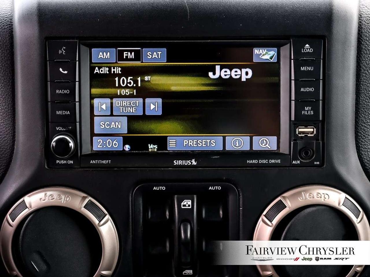 2016 Jeep Wrangler 4WD 4dr 75th Anniversary 6 SPD MANUAL    75TH ANNIVERSARY   CLEAN CARFAX   BLUETOOTH Photo