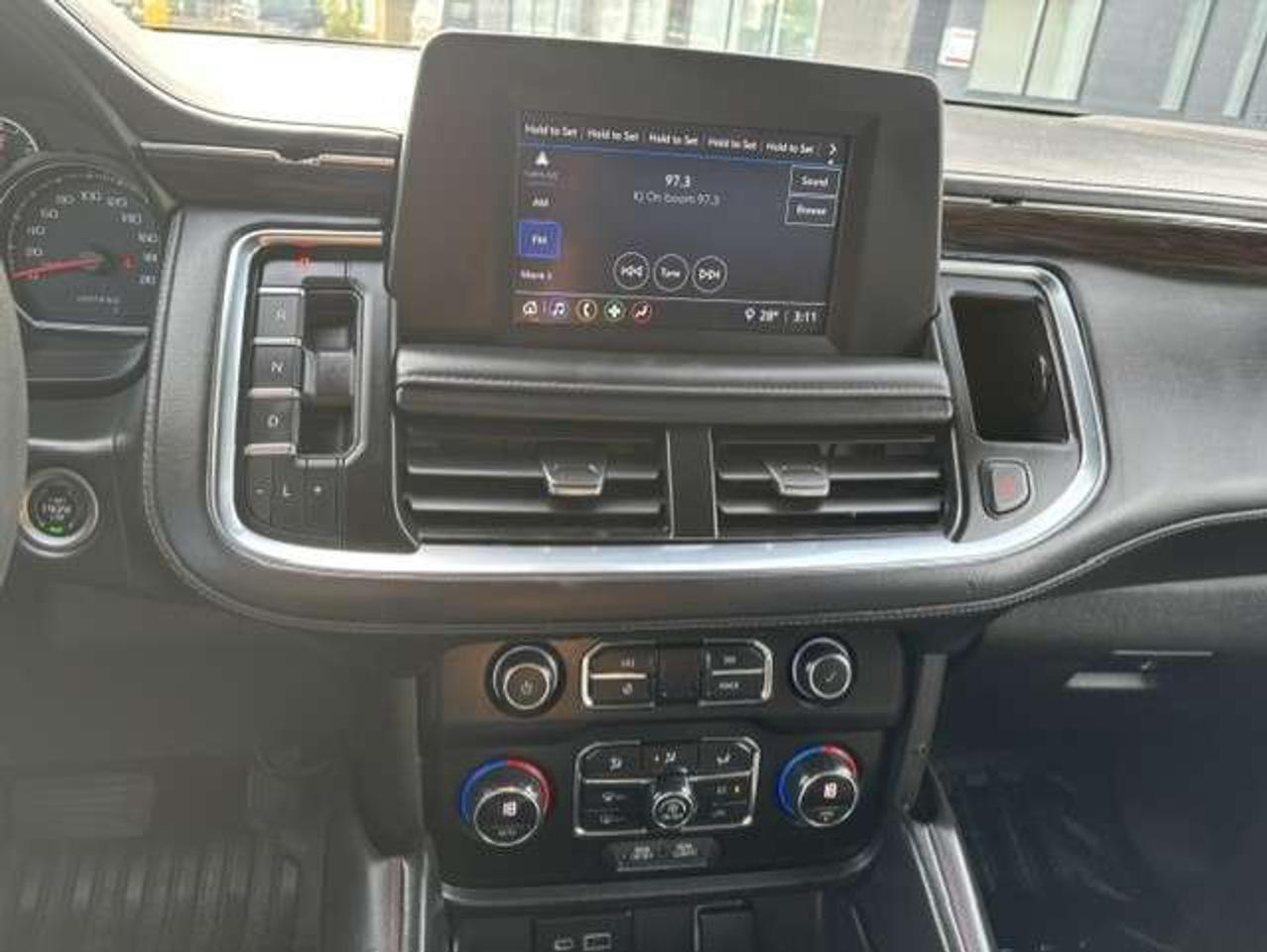 2021 Chevrolet Tahoe 4X4 8 PASSENGER-CAMERA-1 OWNER-CERTIFIED! Photo