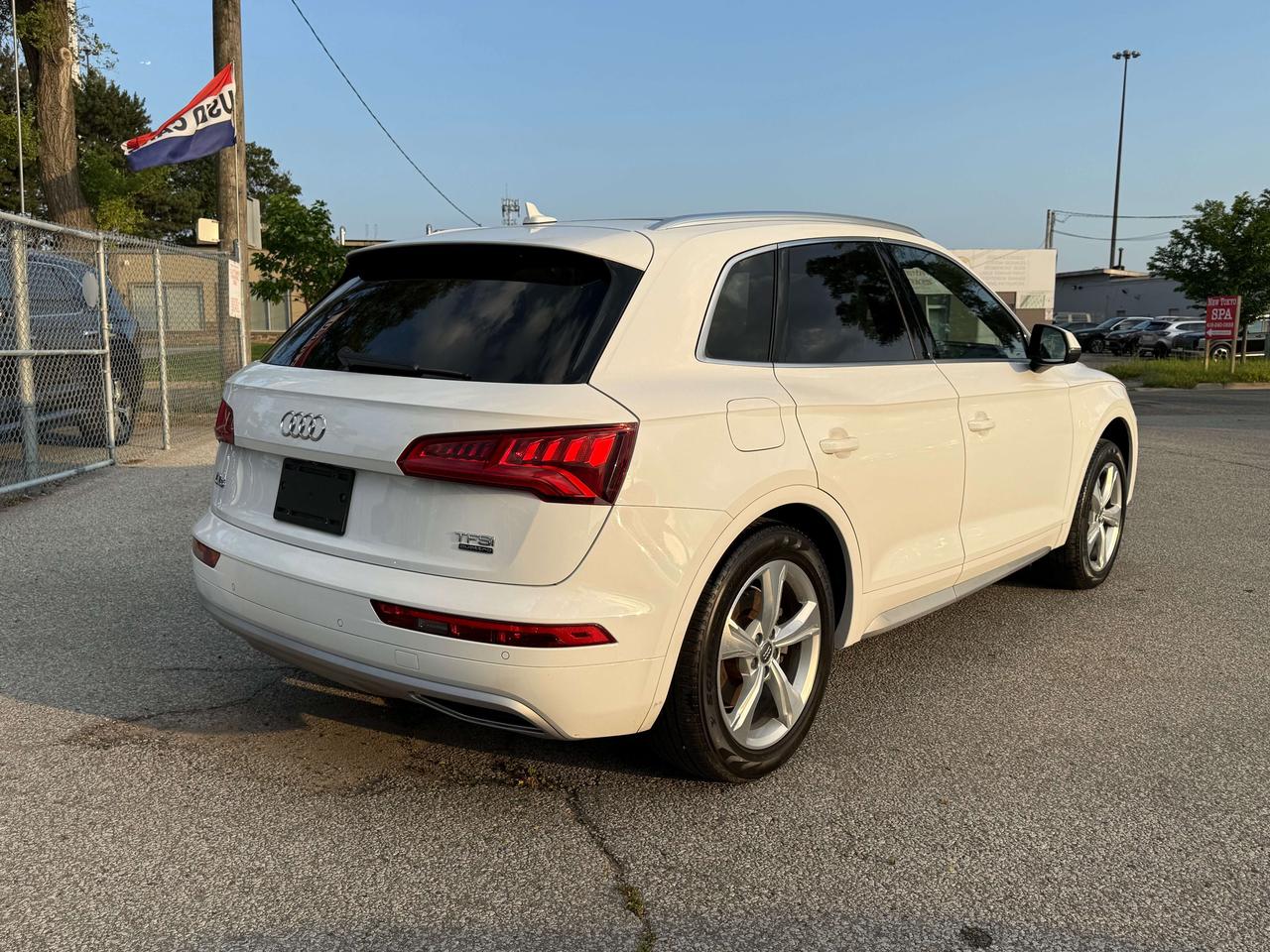 2018 Audi Q5 Progressiv l AWD l 2.0T l Panoramic Roof l Quattro Photo