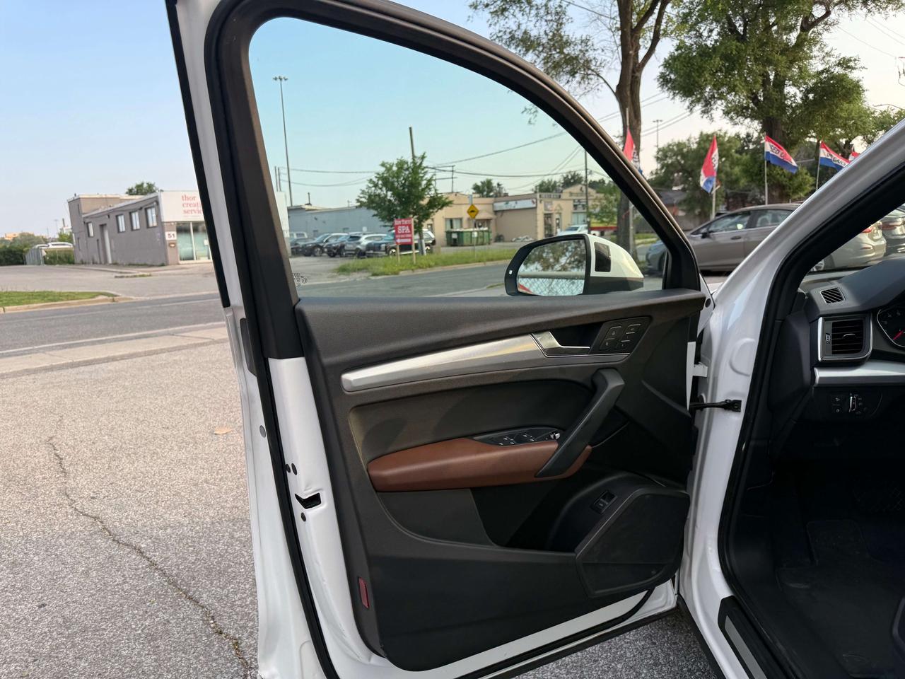 2018 Audi Q5 Progressiv l AWD l 2.0T l Panoramic Roof l Quattro Photo