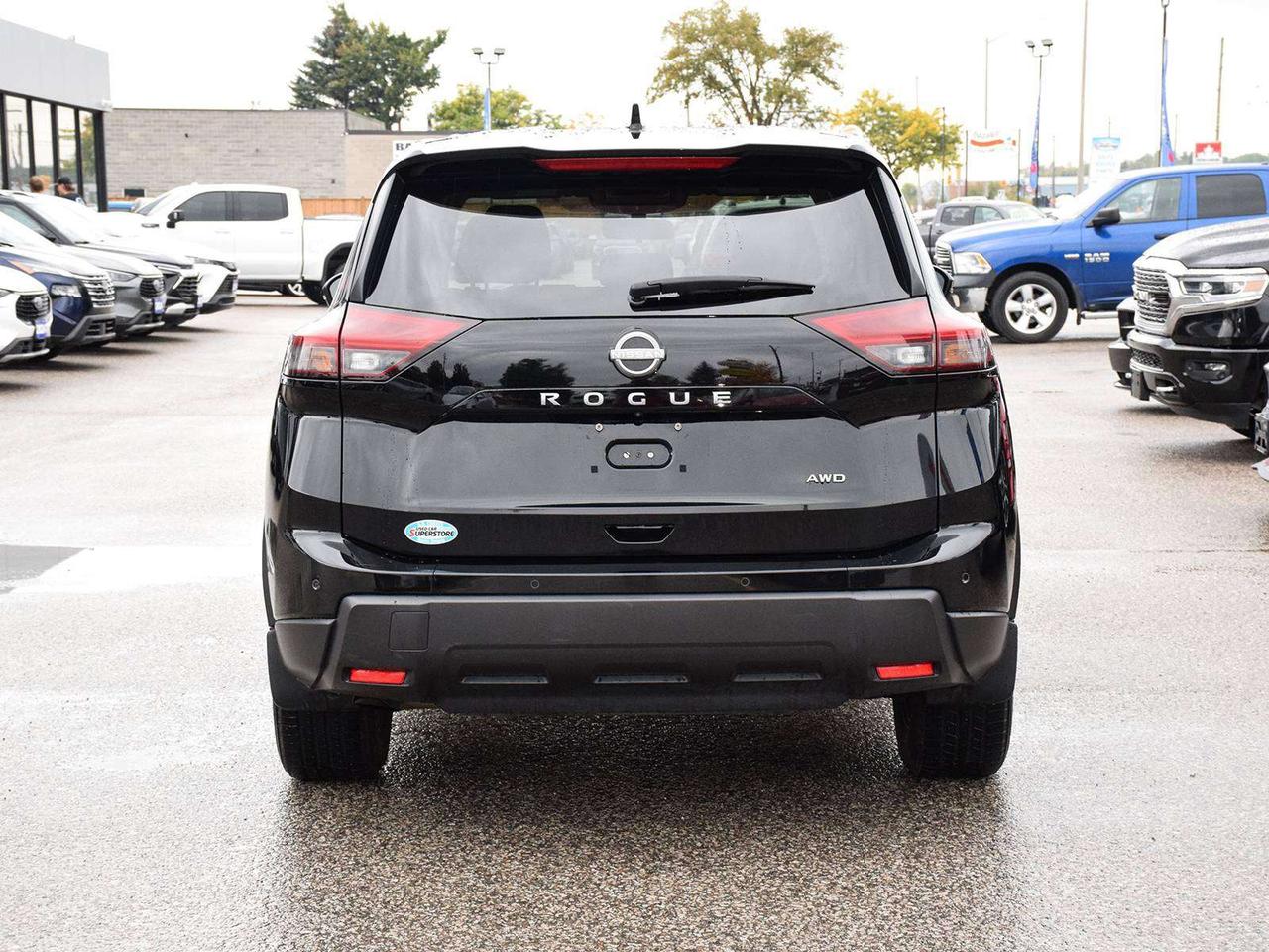 2024 Nissan Rogue S ~Heated Seats + Wheel ~Carplay ~Blind Spot ~Cam Photo