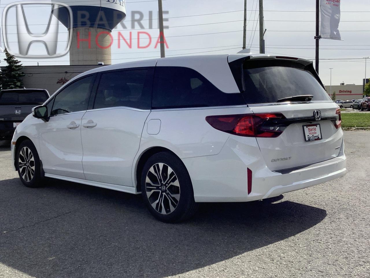 2025 Honda Odyssey Touring Passenger Van Photo