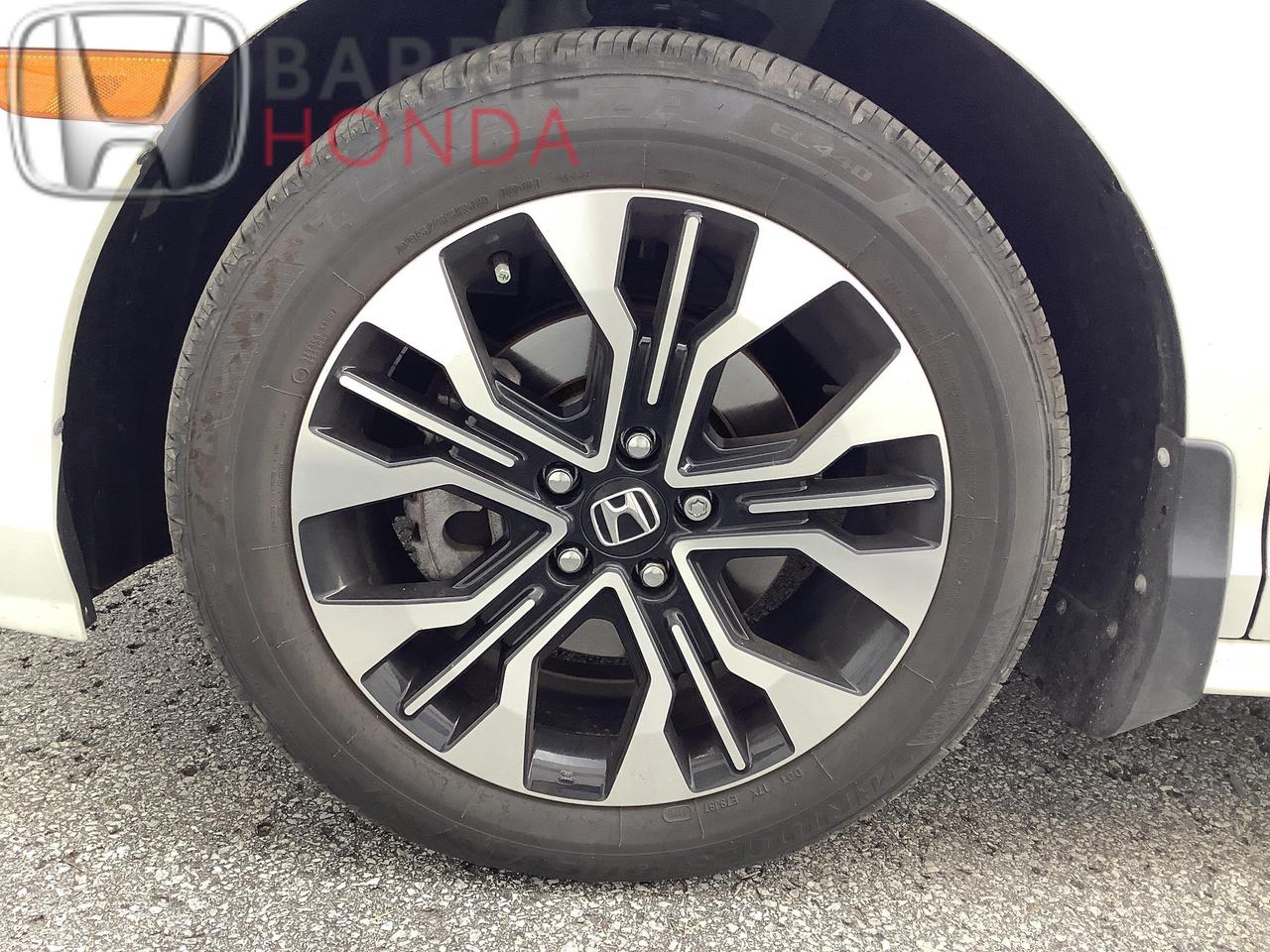 2025 Honda Odyssey Touring Passenger Van Photo