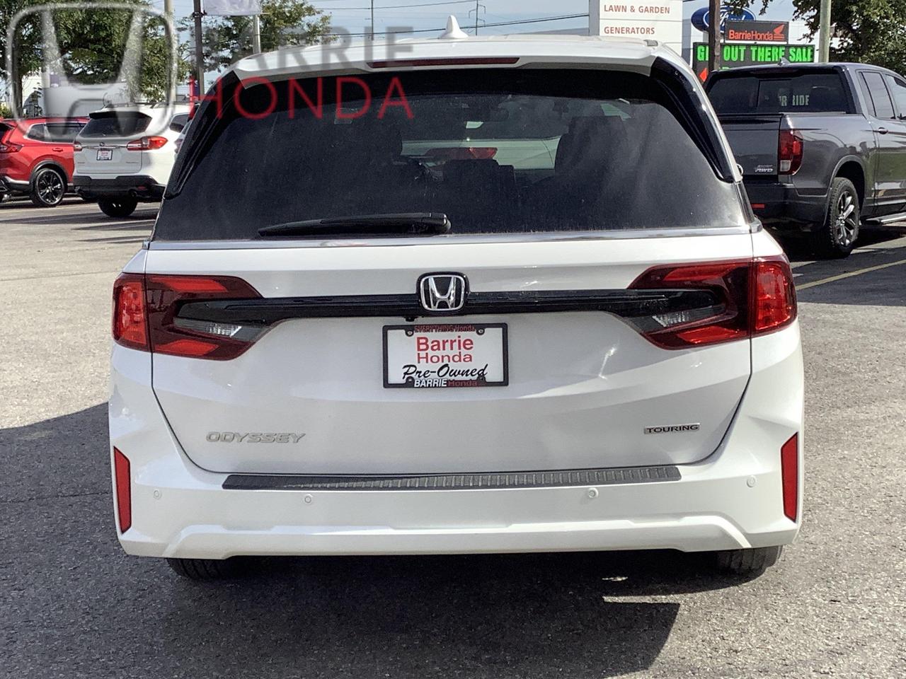 2025 Honda Odyssey Touring Passenger Van Photo
