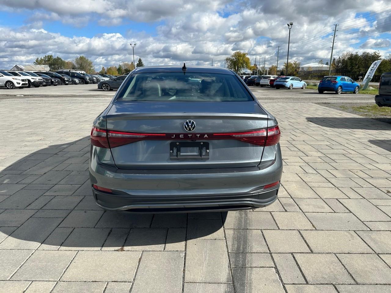 2025 Volkswagen Jetta Comfortline 4dr Sedan Photo