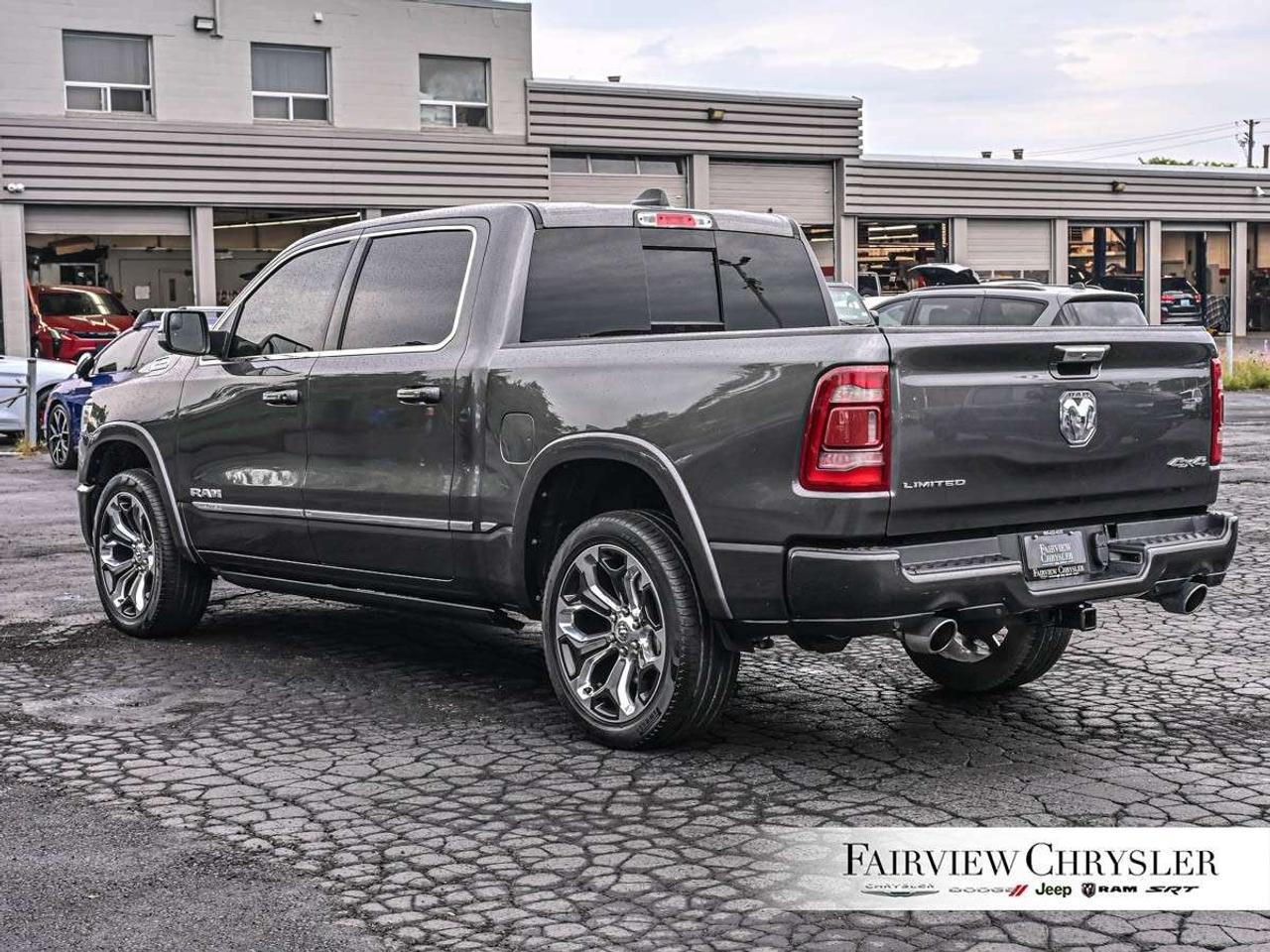 2022 RAM 1500 Limited 4x4 Crew Cab 5'7 Box TOW PKG   CARPLAY   124L FUEL TANK   22 WHEELS   CARPLAY   HEATED/COOLED SEATS Photo