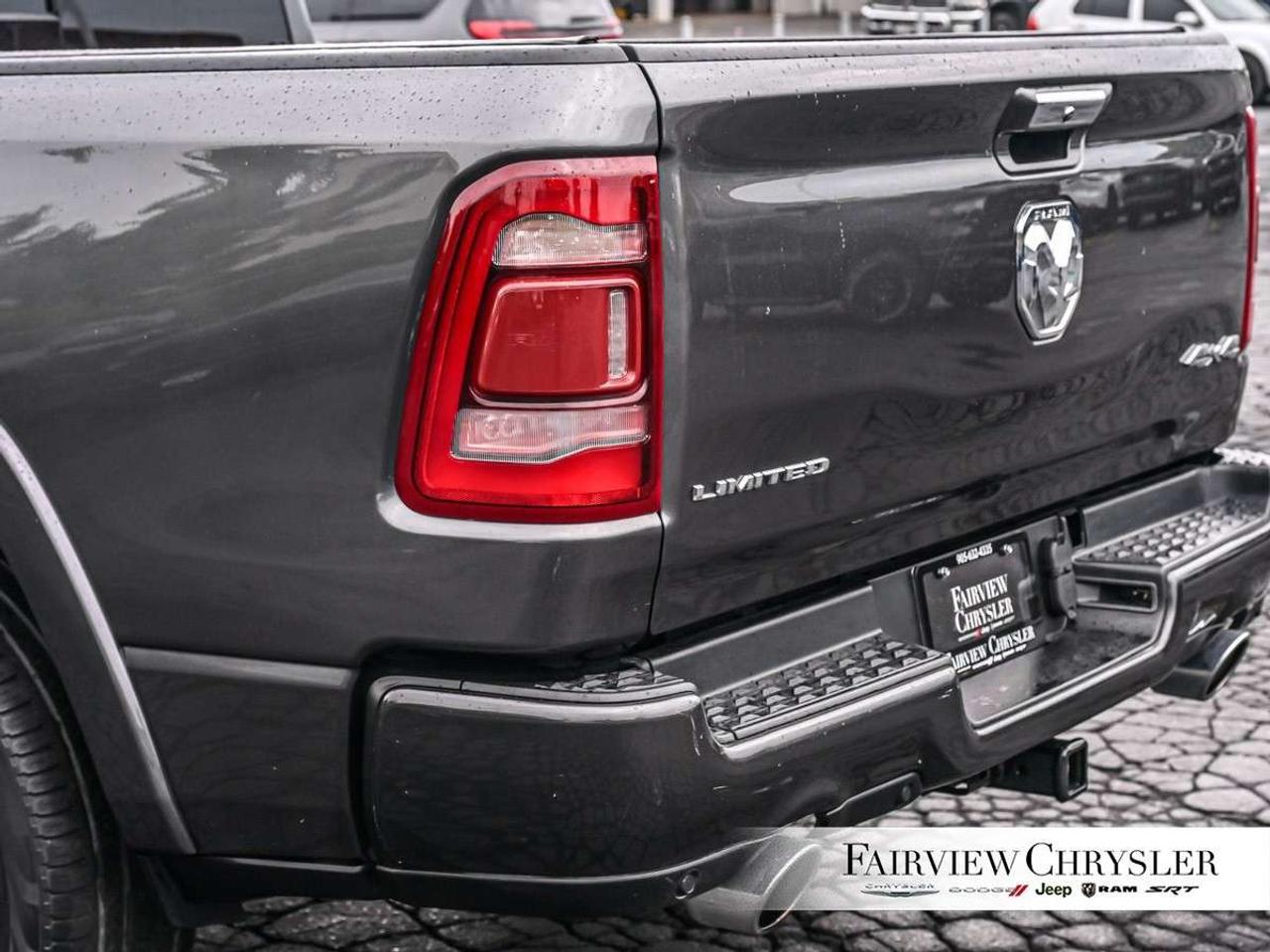 2022 RAM 1500 Limited 4x4 Crew Cab 5'7 Box TOW PKG   CARPLAY   124L FUEL TANK   22 WHEELS   CARPLAY   HEATED/COOLED SEATS Photo