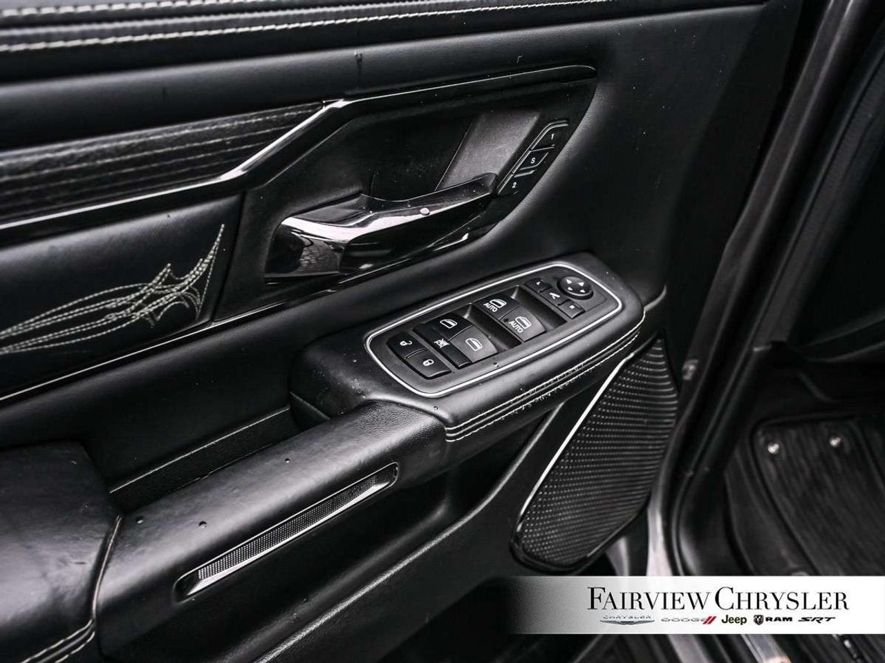 2022 RAM 1500 Limited 4x4 Crew Cab 5'7 Box TOW PKG   CARPLAY   124L FUEL TANK   22 WHEELS   CARPLAY   HEATED/COOLED SEATS Photo