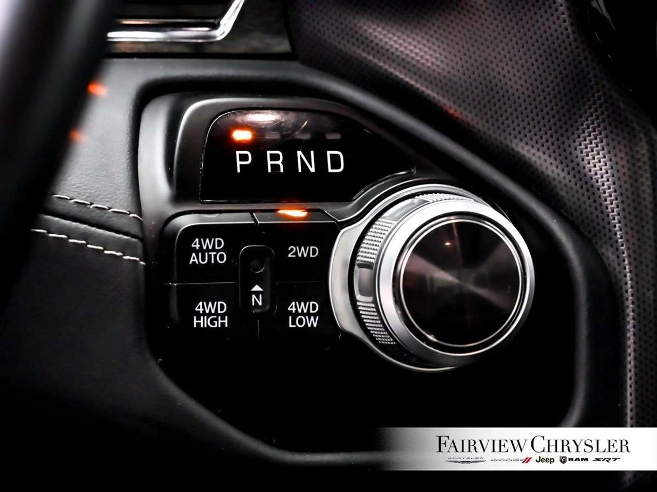 2022 RAM 1500 Limited 4x4 Crew Cab 5'7 Box TOW PKG   CARPLAY   124L FUEL TANK   22 WHEELS   CARPLAY   HEATED/COOLED SEATS Photo