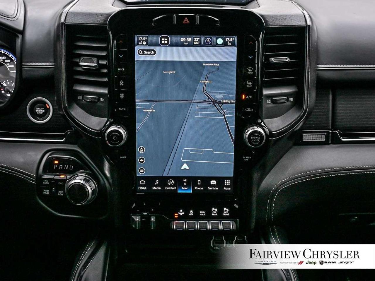 2022 RAM 1500 Limited 4x4 Crew Cab 5'7 Box TOW PKG   CARPLAY   124L FUEL TANK   22 WHEELS   CARPLAY   HEATED/COOLED SEATS Photo