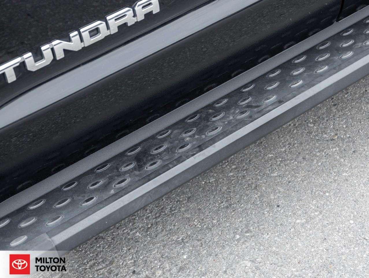 2020 Toyota Tundra TRD SPORT PREMIUM 4X4 CREWMAX LEATHER NAVIGATION MOONROOF ONE OWNER Photo4