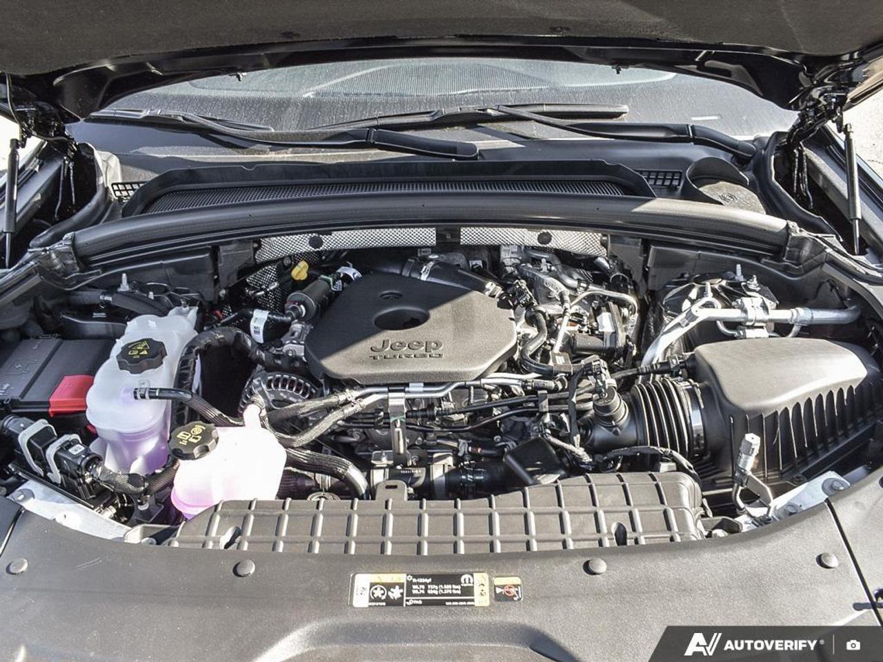 2027 Jeep Grand Cherokee Base 4dr 4x4 Photo