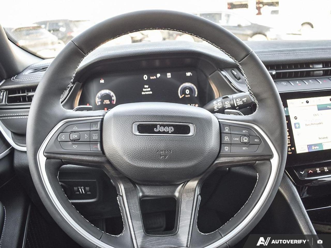 2027 Jeep Grand Cherokee Base 4dr 4x4 Photo