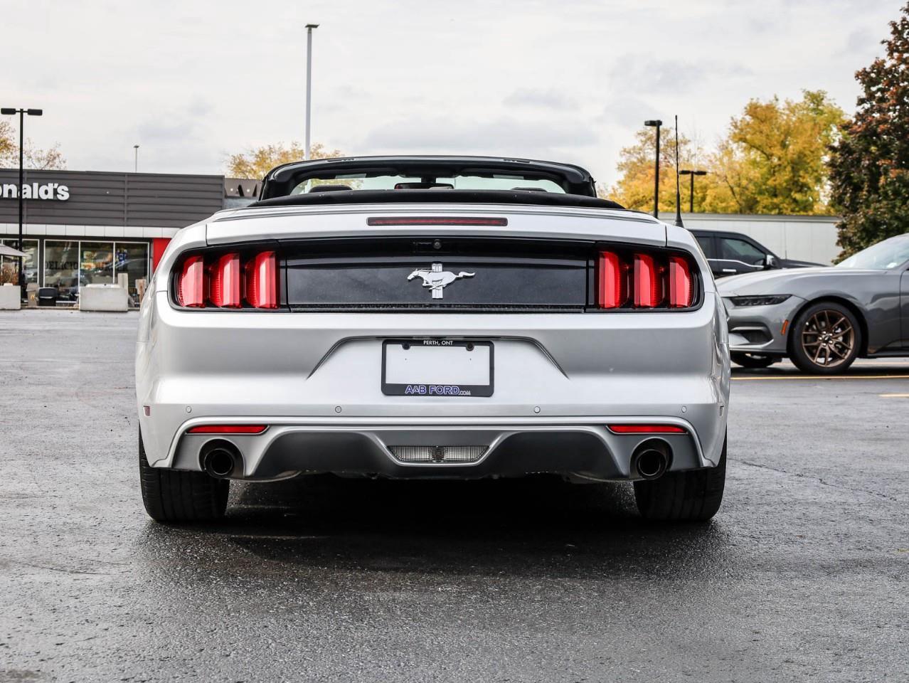 2017 Ford Mustang V6 2dr Convertible Photo