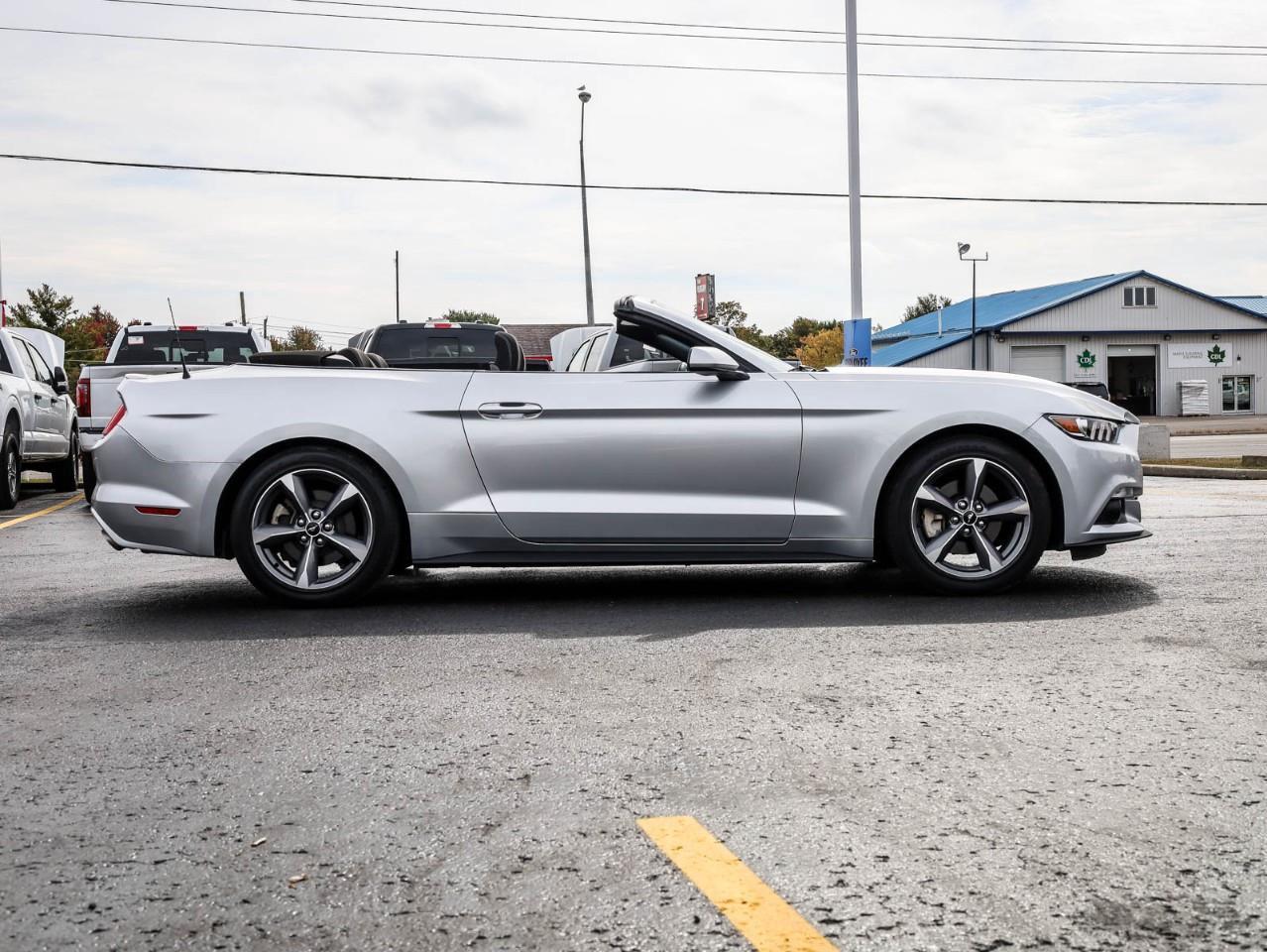2017 Ford Mustang V6 2dr Convertible Photo2