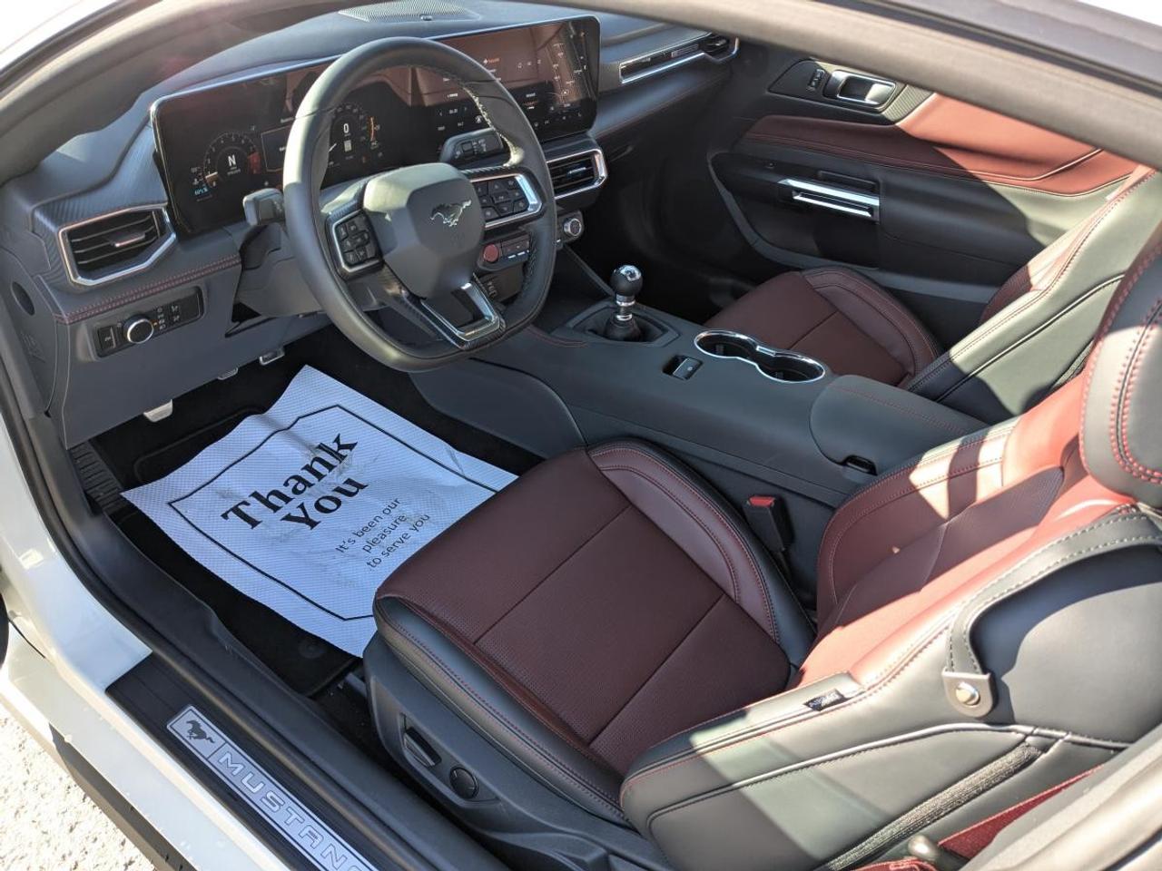 2025 Ford Mustang  Photo