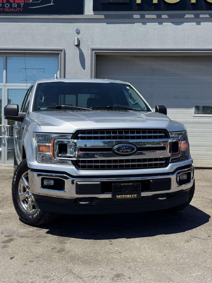 2018 Ford F-150 XLT 4WD SuperCrew 5.5' Box Photo2