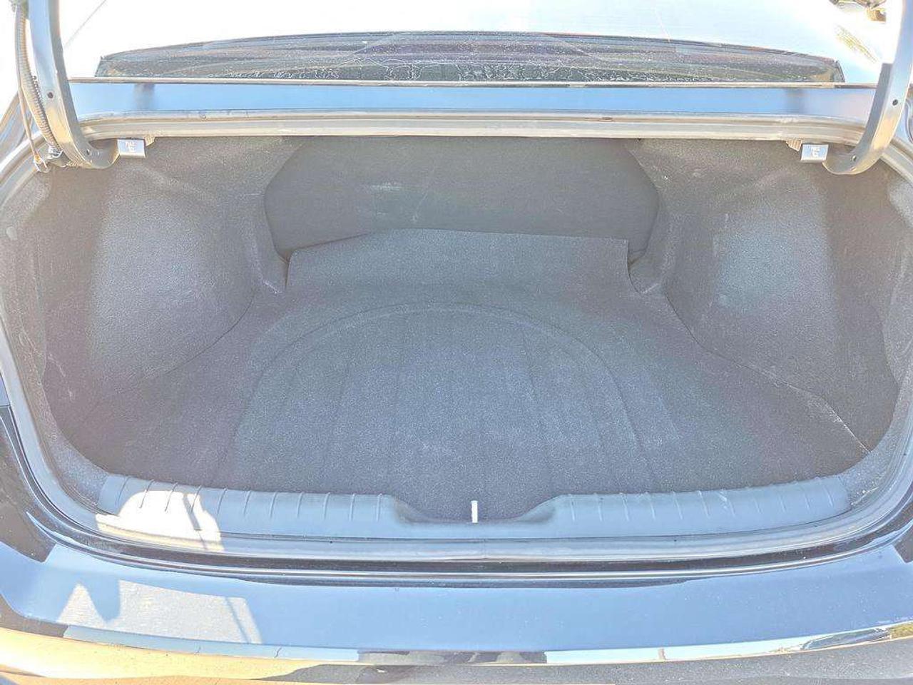 2021 Hyundai Elantra Preferred Sun Tech   NO ACCIDENTS 1 OWNER 5.7L/100KM Photo