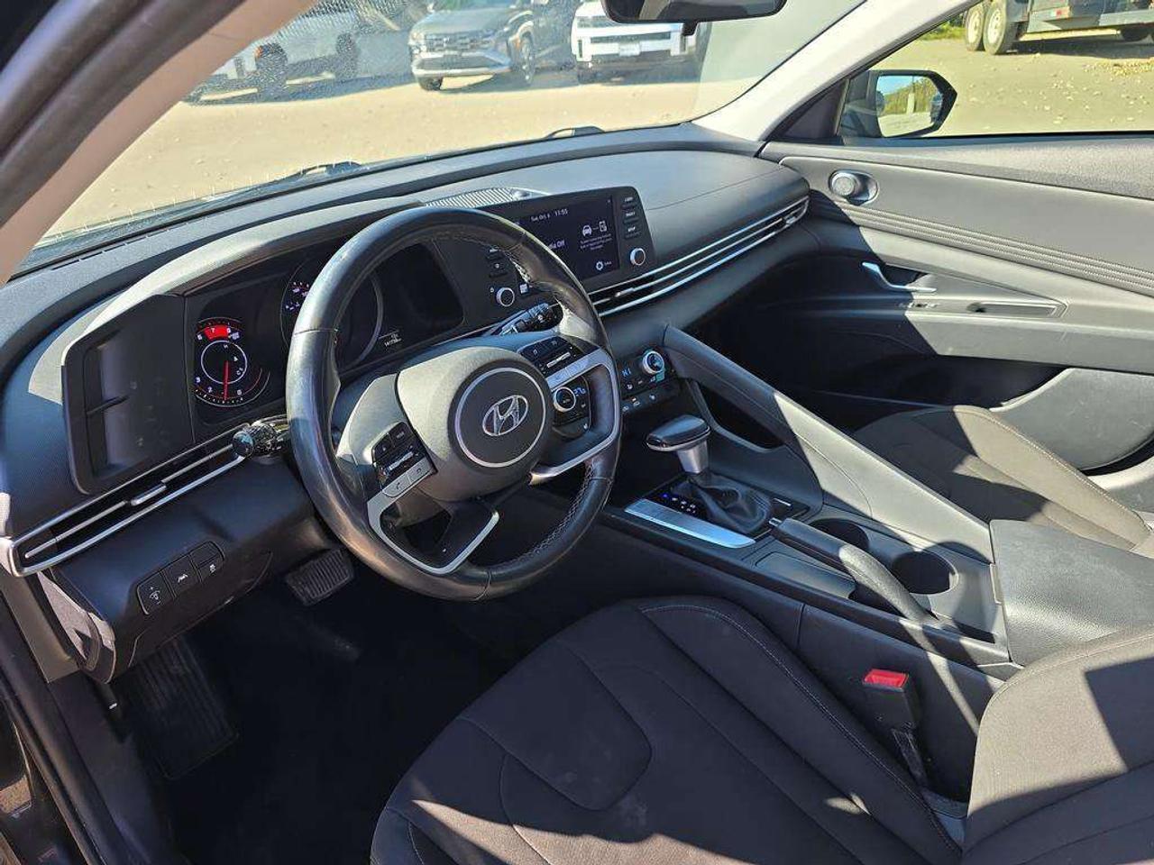 2021 Hyundai Elantra Preferred Sun Tech   NO ACCIDENTS 1 OWNER 5.7L/100KM Photo