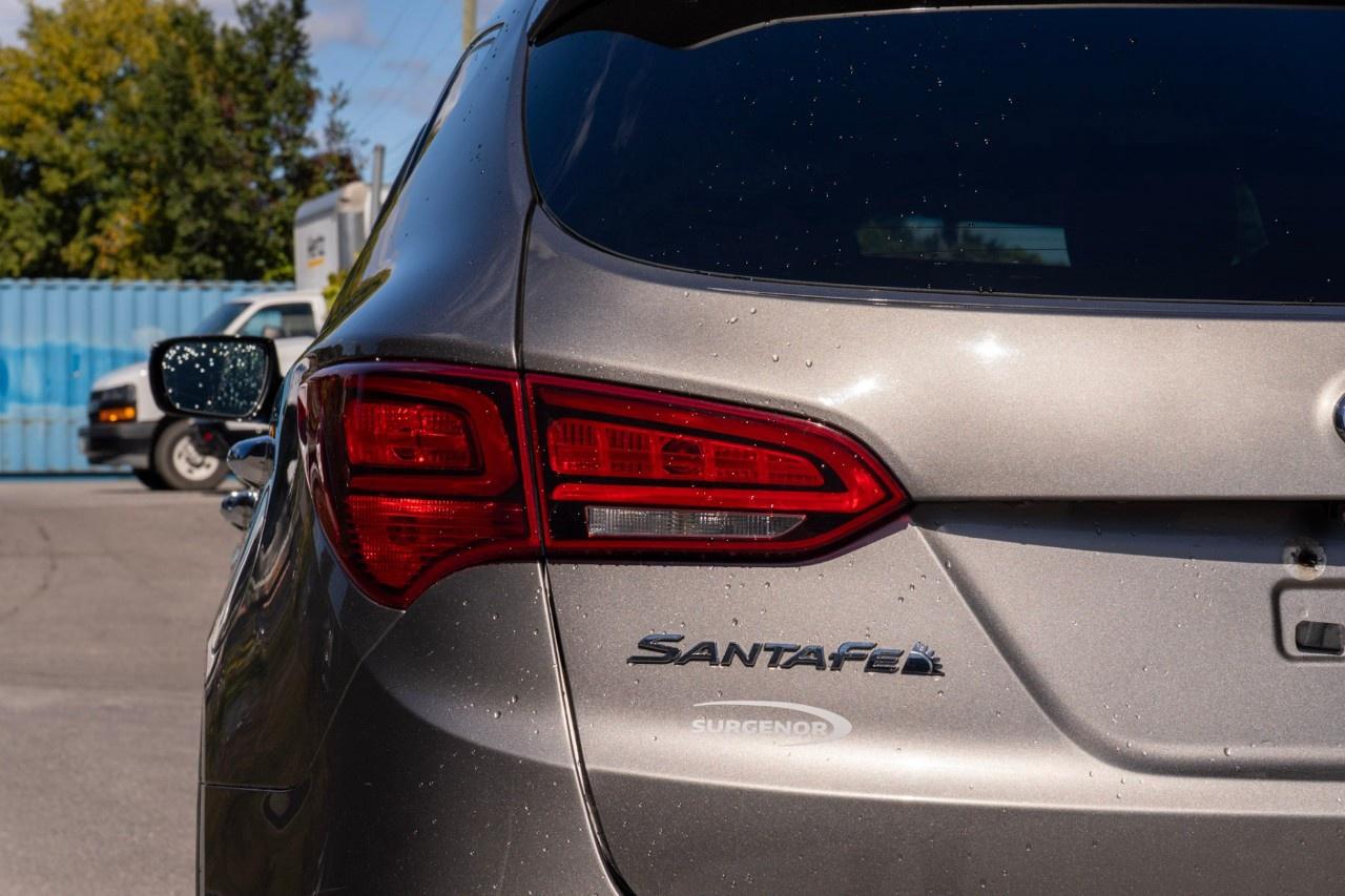 2017 Hyundai Santa Fe Sport AWD 4dr 2.4L Luxury Photo
