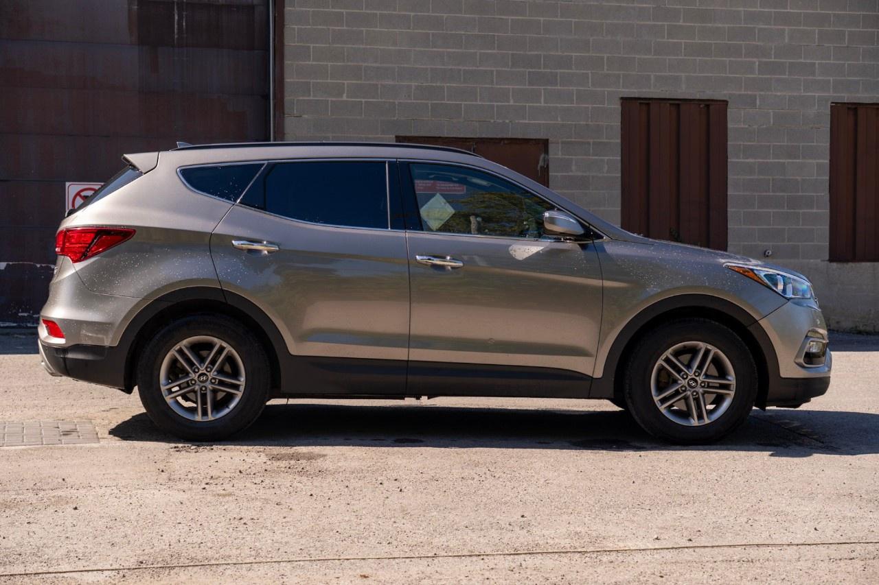 2017 Hyundai Santa Fe Sport AWD 4dr 2.4L Luxury Photo