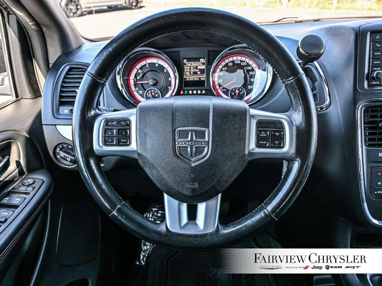 2019 Dodge Grand Caravan GT 2WD LEATHER   BLACKOUT PKG   SINGLE DVD   NAV   REMOTE START   POWER DOORS   PWR TAILGATE   HEATED SEATS Photo