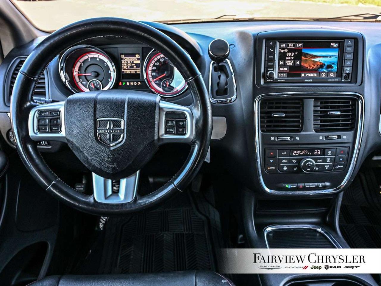 2019 Dodge Grand Caravan GT 2WD LEATHER   BLACKOUT PKG   SINGLE DVD   NAV   REMOTE START   POWER DOORS   PWR TAILGATE   HEATED SEATS Photo