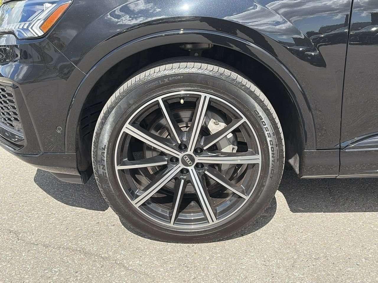 2023 Audi Q7 55 3.0T Progressiv quattro 8sp Tiptronic Alloy Wheels  Sunroof  Leather  3rd Row Seat Photo
