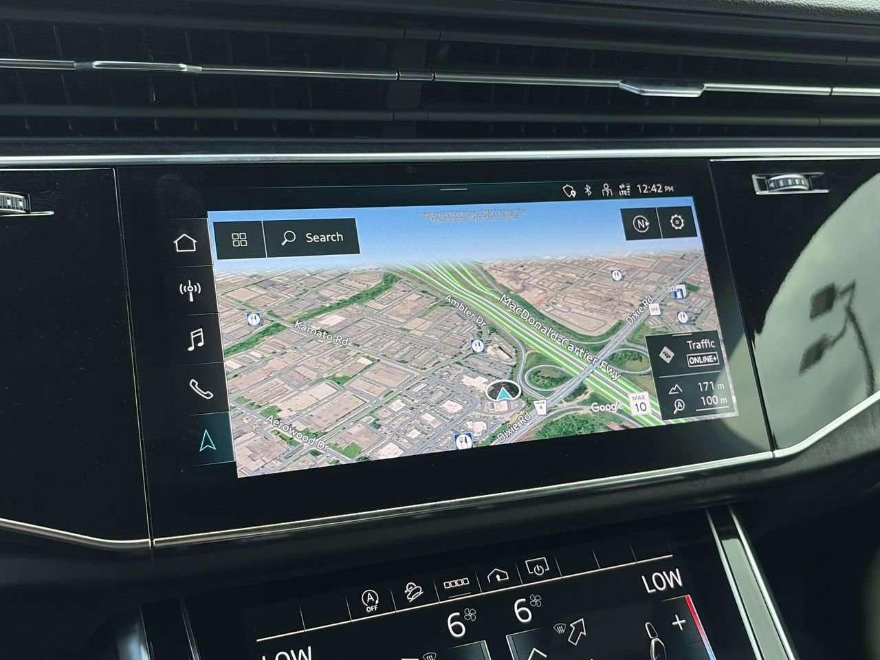 2023 Audi Q7 55 3.0T Progressiv quattro 8sp Tiptronic Alloy Wheels  Sunroof  Leather  3rd Row Seat Photo