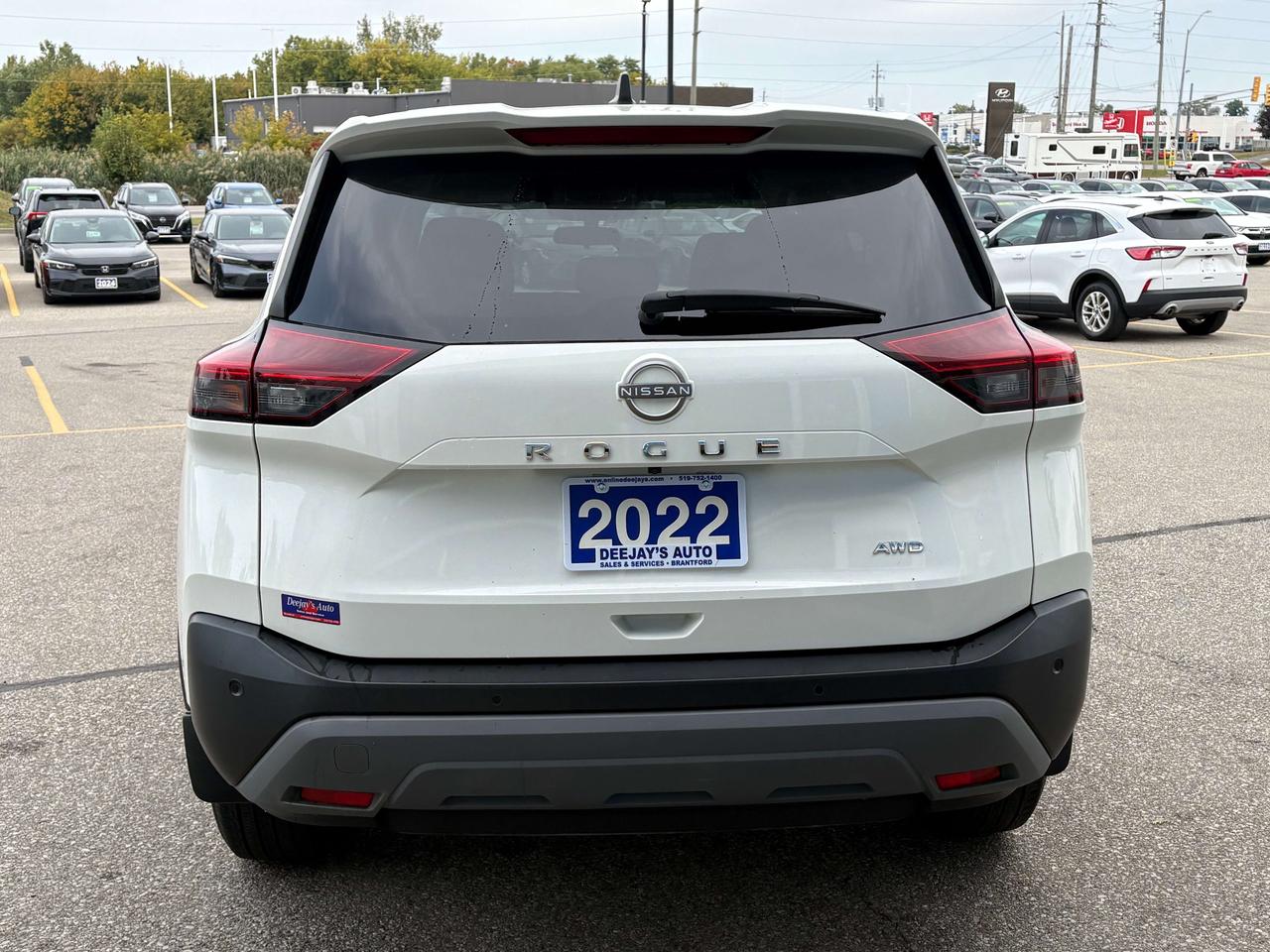 2022 Nissan Rogue S Photo