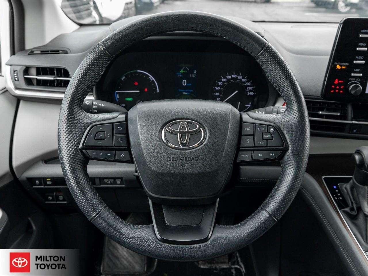 2024 Toyota Sienna HYBRID HEATED STEERING HEATED SEATS BLIND SPOT TCUV LE 8-Passenger Photo