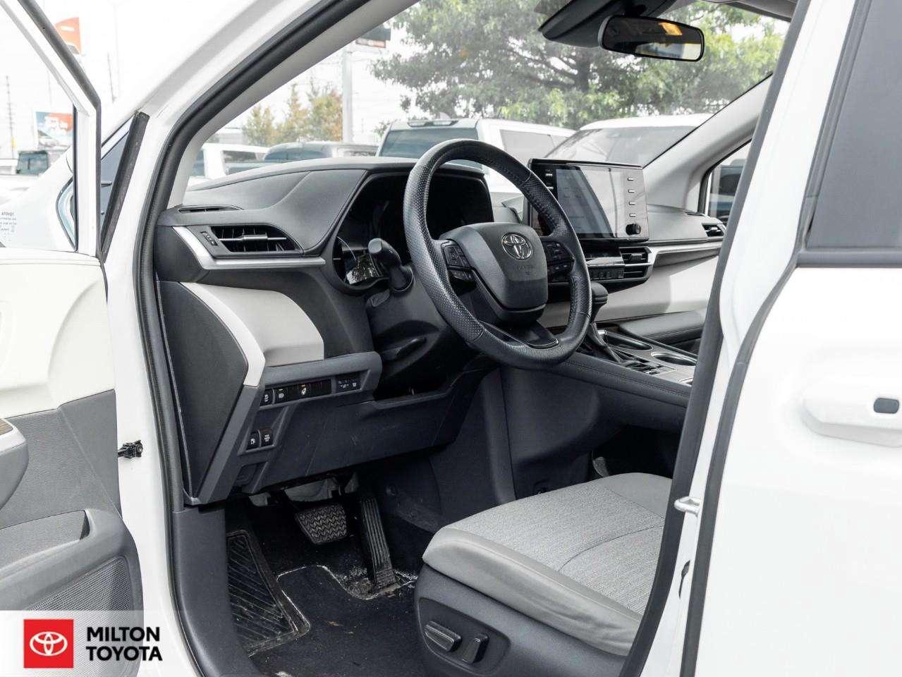 2024 Toyota Sienna HYBRID HEATED STEERING HEATED SEATS BLIND SPOT TCUV LE 8-Passenger Photo
