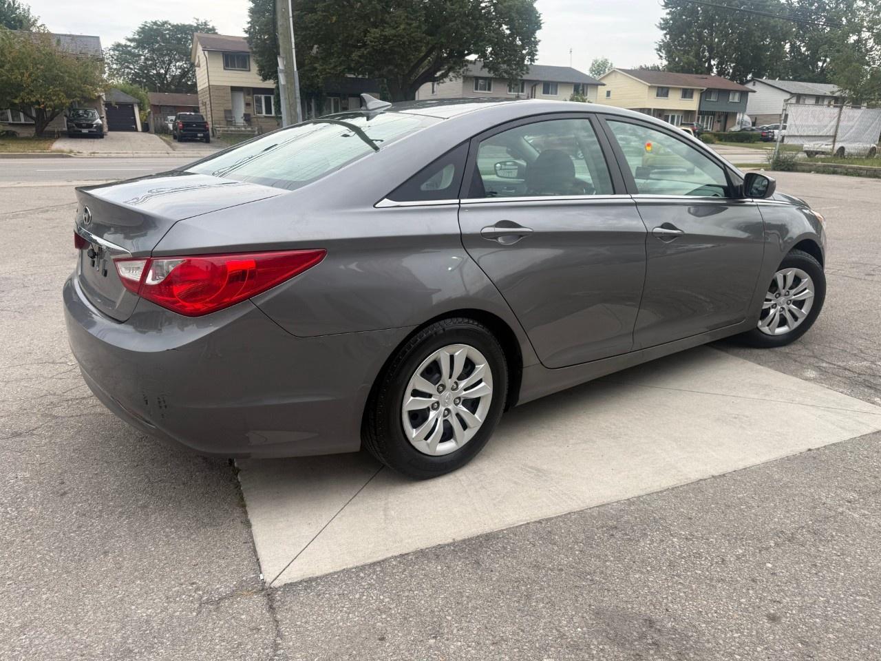 2011 Hyundai Sonata 4dr Sdn 2.4 Auto GL Photo4